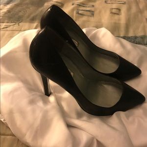 💥💥10% OFF only today) H byHALSTON black pumps💥